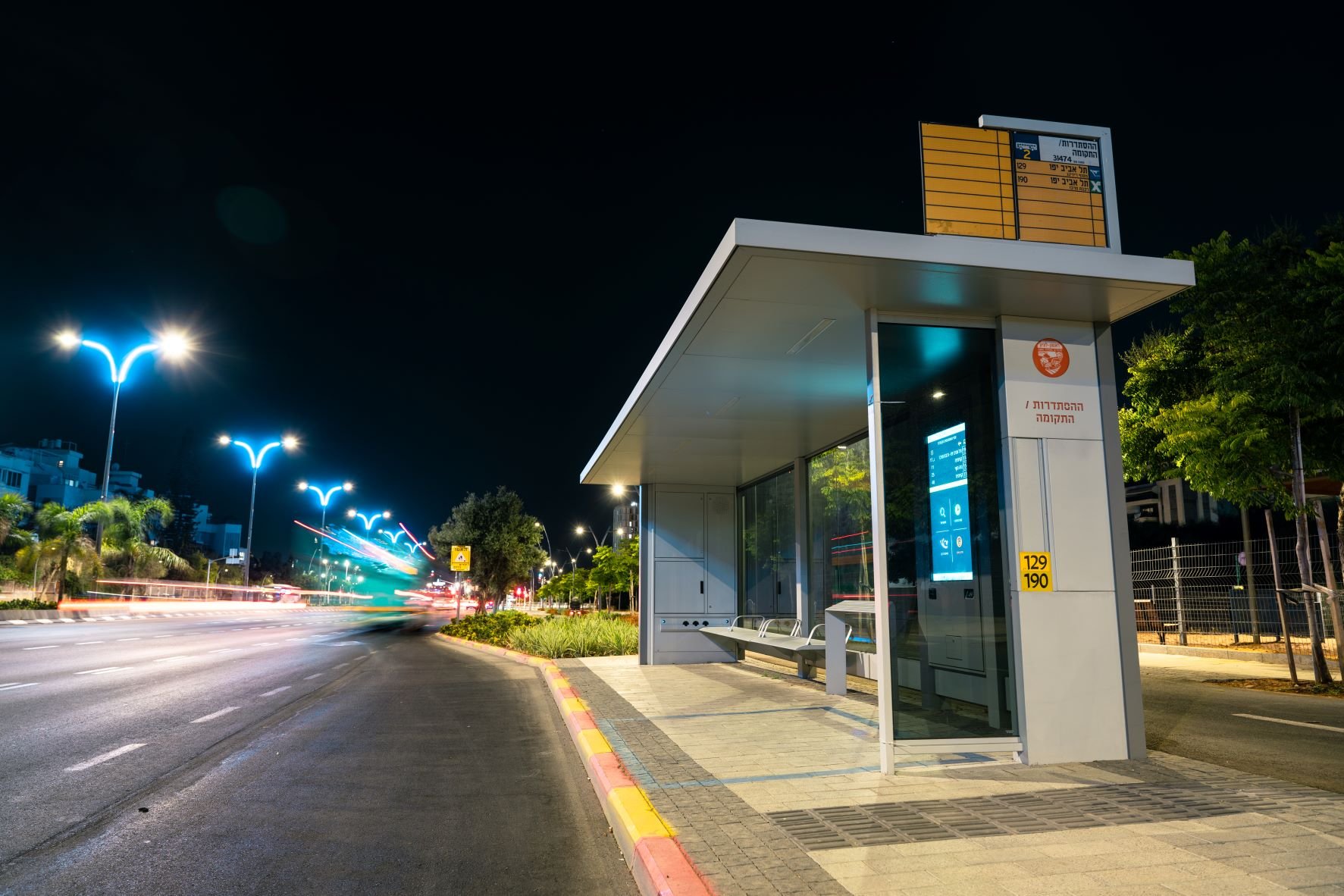 Urban Digital Smart Bus Shelter - Rishon night